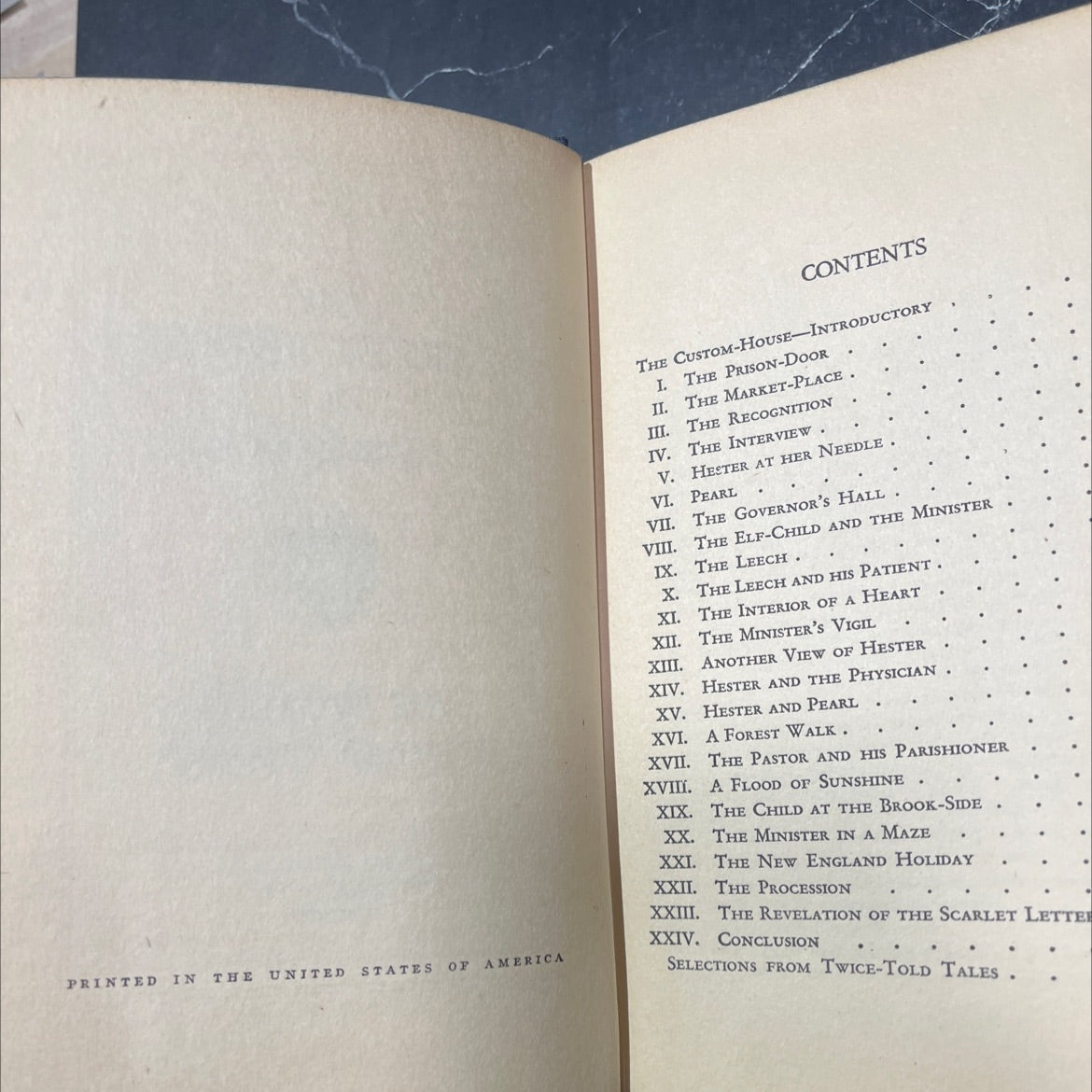 the scarlet letter book, by nathaniel hawthorne, 1970 Hardcover image 3