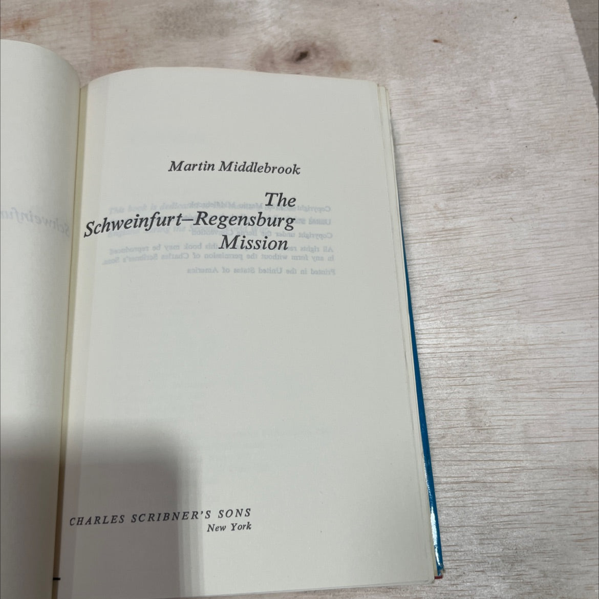 the schweinfurt-regensburg mission book, by martin middlebrook, 1983 Hardcover image 2