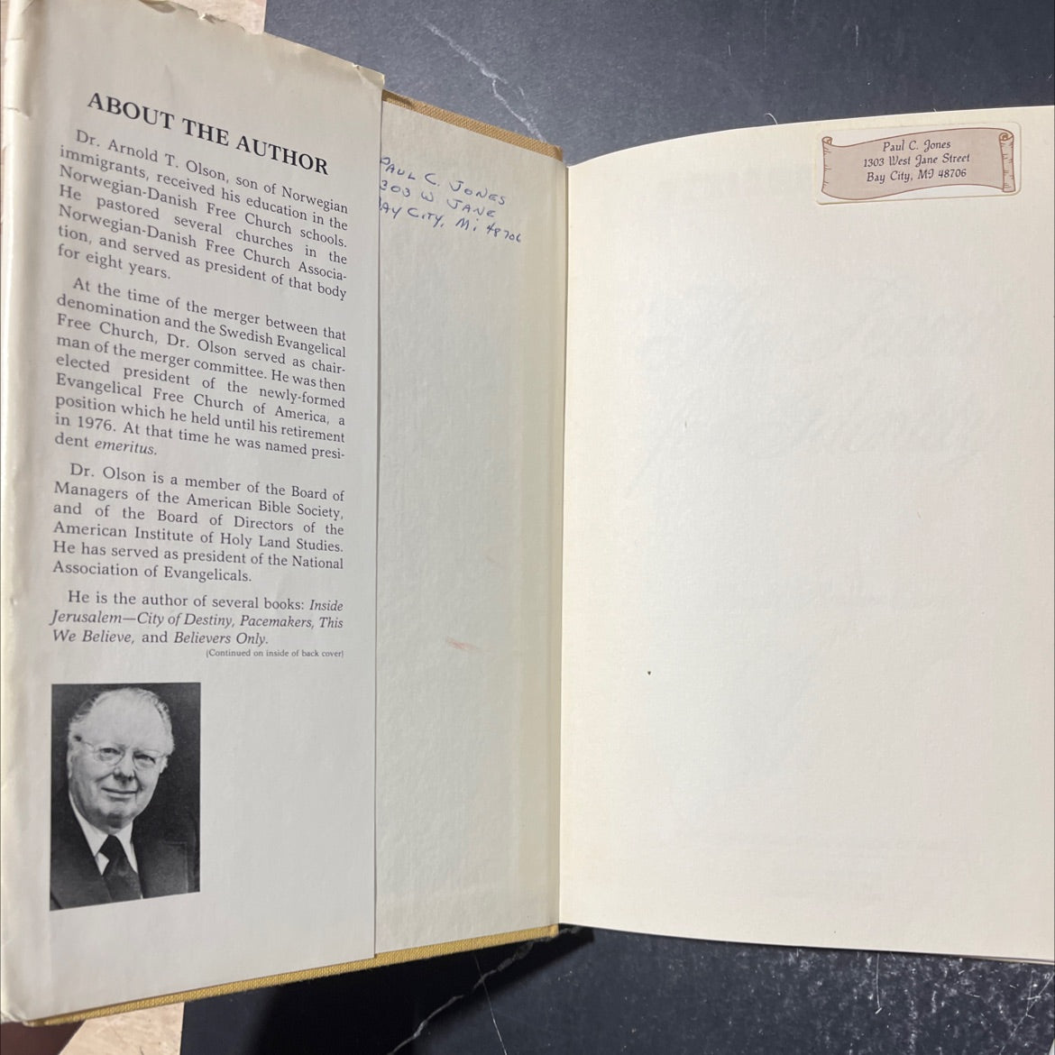 the search for identity book, by amold theodore oson, 1980 Hardcover image 4
