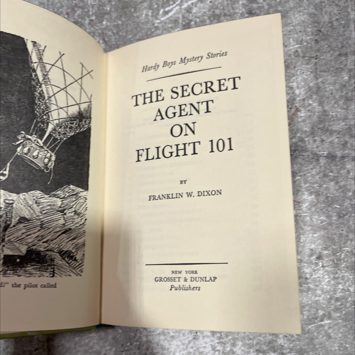 the secret agent on flight 101 book, by franklin w. dixon, 1967 Hardcover image 2