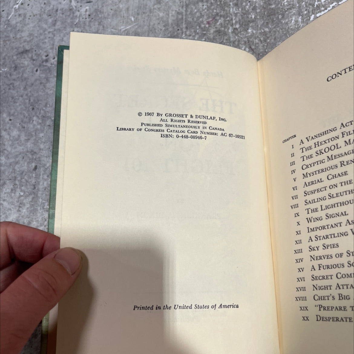 the secret agent on flight 101 book, by franklin w. dixon, 1967 Hardcover image 3