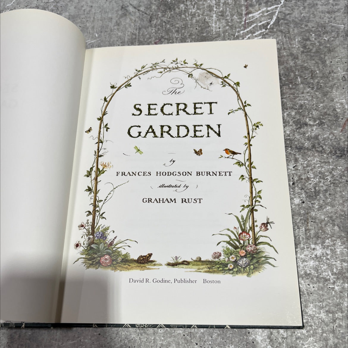 the secret garden book, by frances hodgson burnett, 1987 Hardcover image 2
