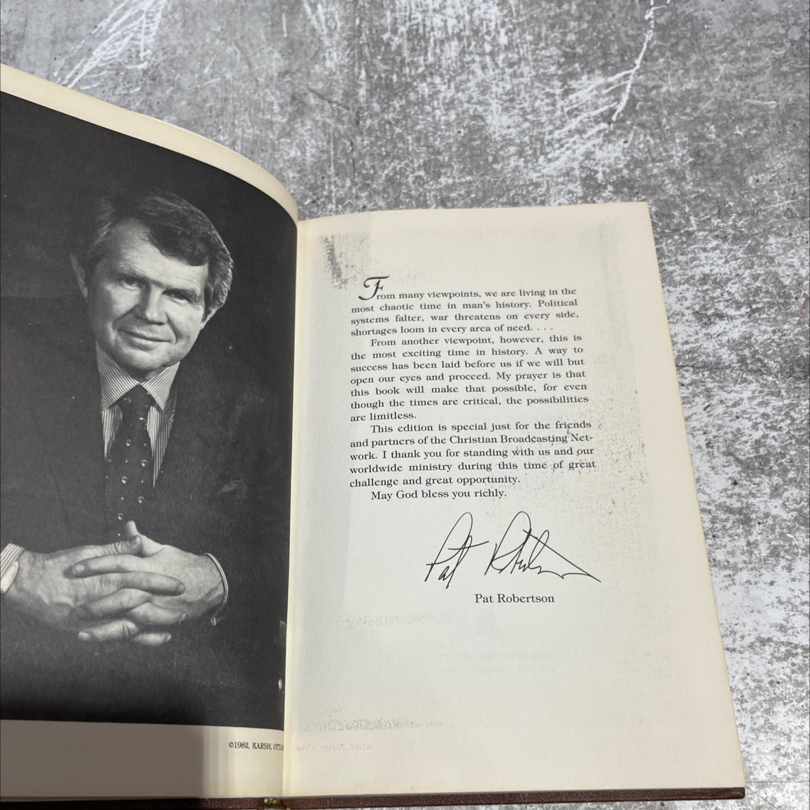 the secret kingdom book, by Pat Robertson, 1982 Hardcover image 4