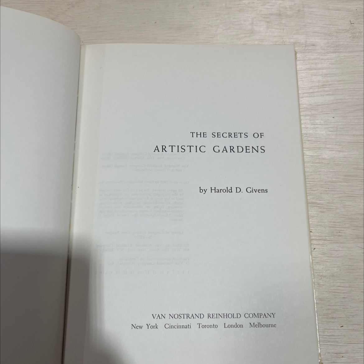 the secrets of artistic gardens book, by harold d. givens, 1969 Hardcover image 2