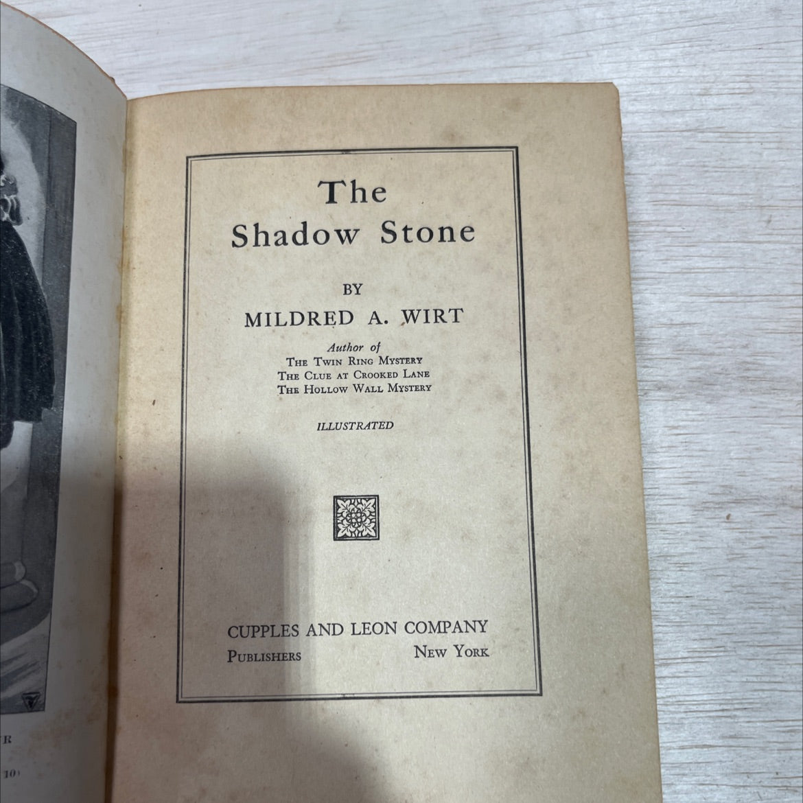 the shadow stone book, by mildred a. wirt, 1937 Hardcover image 2