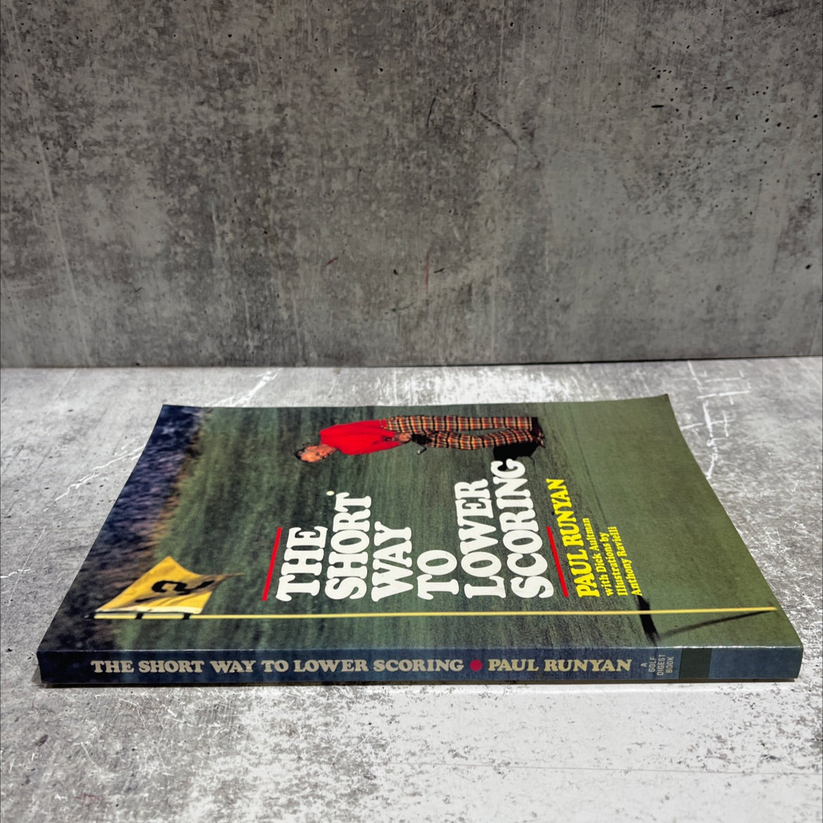 the short way to lower scoring book, by paul runyan, 1979 Paperback image 4