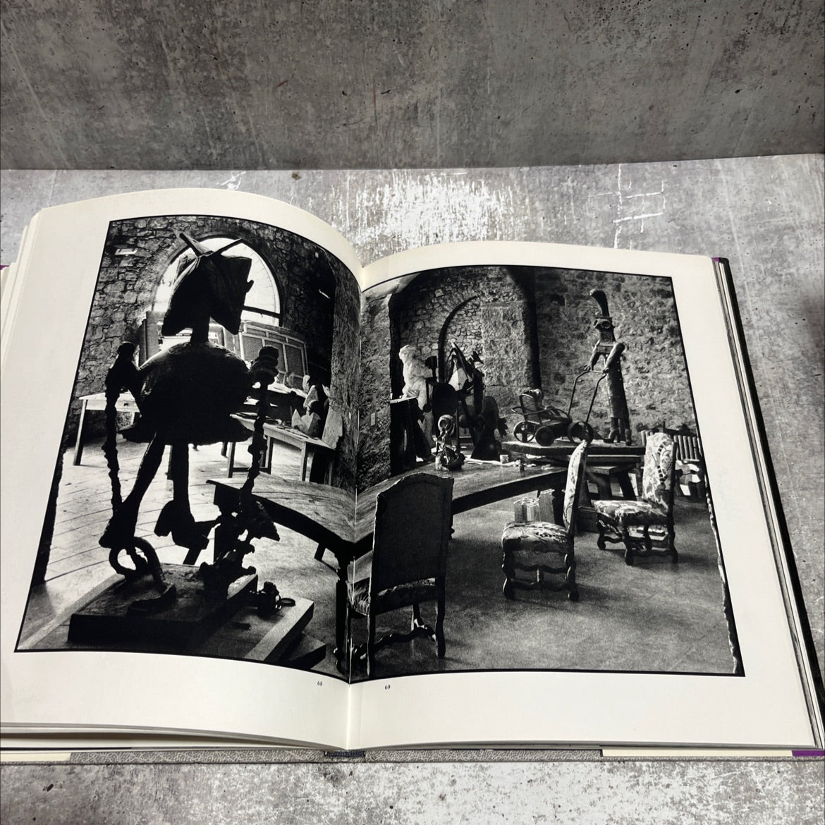 the silent studio book, by David Douglas Duncan, 1976 Hardcover image 4