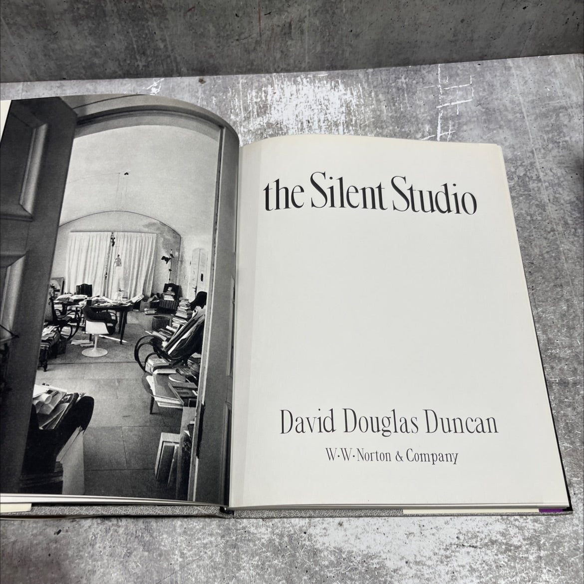 the silent studio book, by David Douglas Duncan, 1976 Hardcover image 2