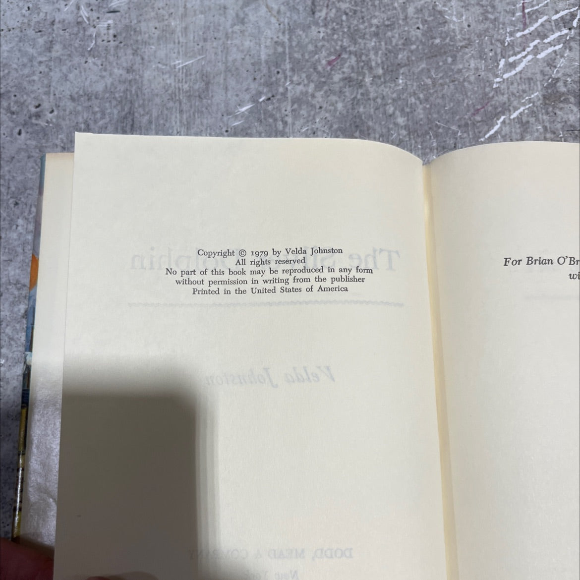 the silver dolphin book, by Velda Johnston, 1979 Hardcover image 3