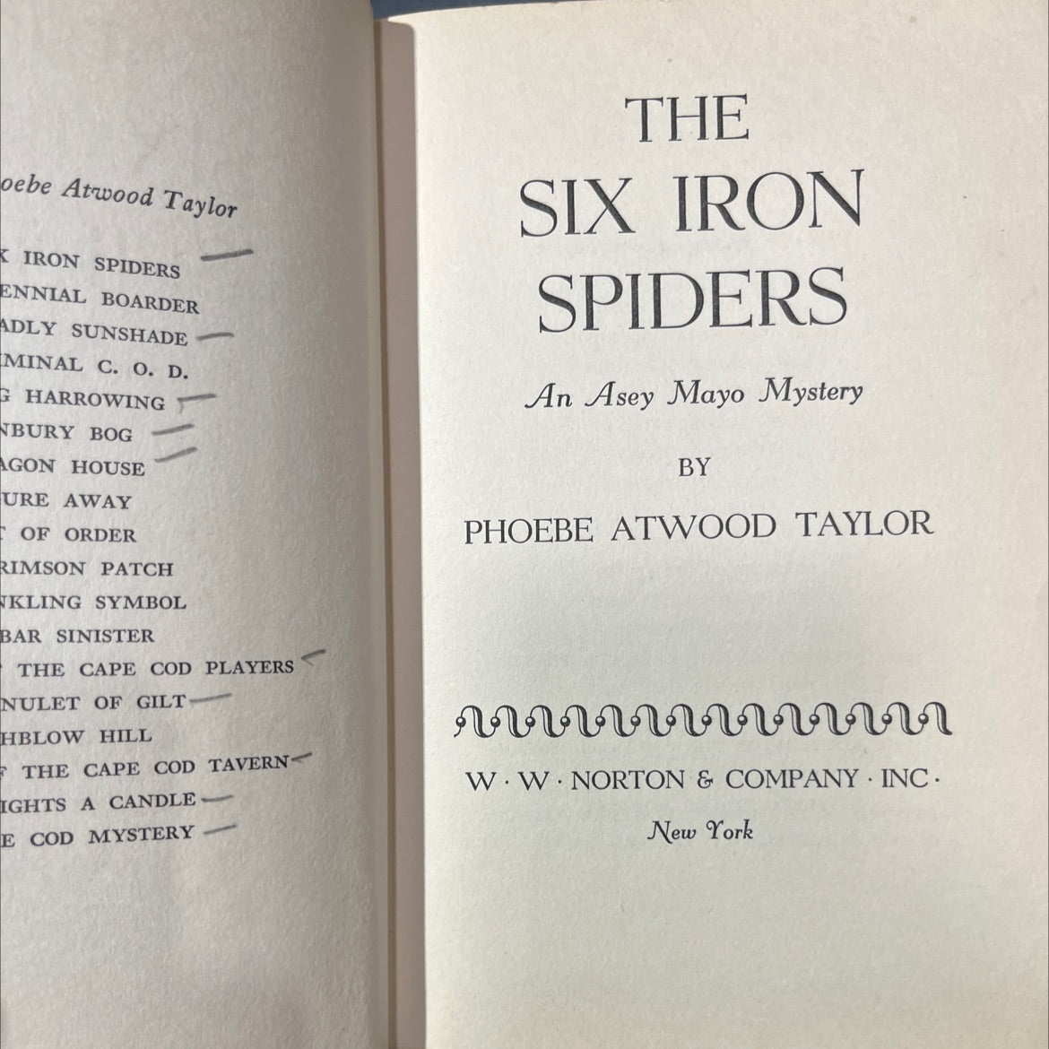 the six iron spiders book, by phoebe atwood taylor, 1942 Hardcover image 2