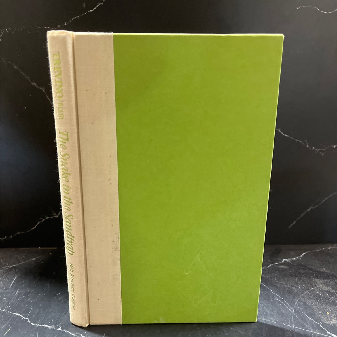 the snake in the sandtrap (and other misadventures on the golf tour) book, by lee trevino and sam blair, 1985 Hardcover image 1