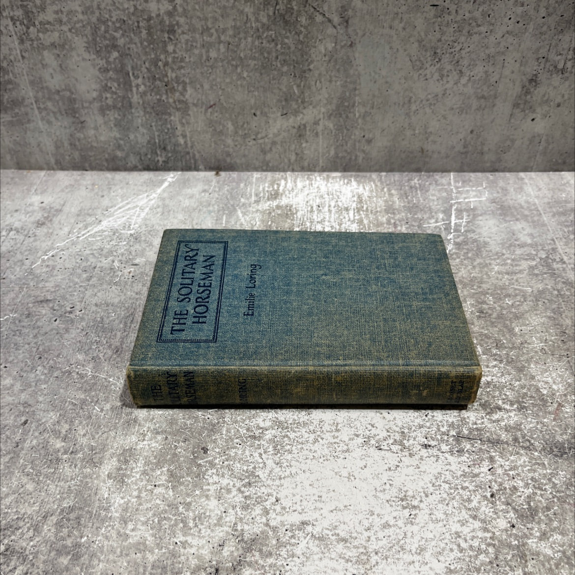 the solitary horseman book, by emilie loring, 1927 Hardcover image 4