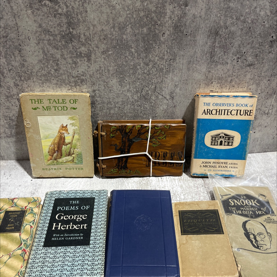 the tale of mr tod book, by beatrix potter, 1970 Hardcover image 3