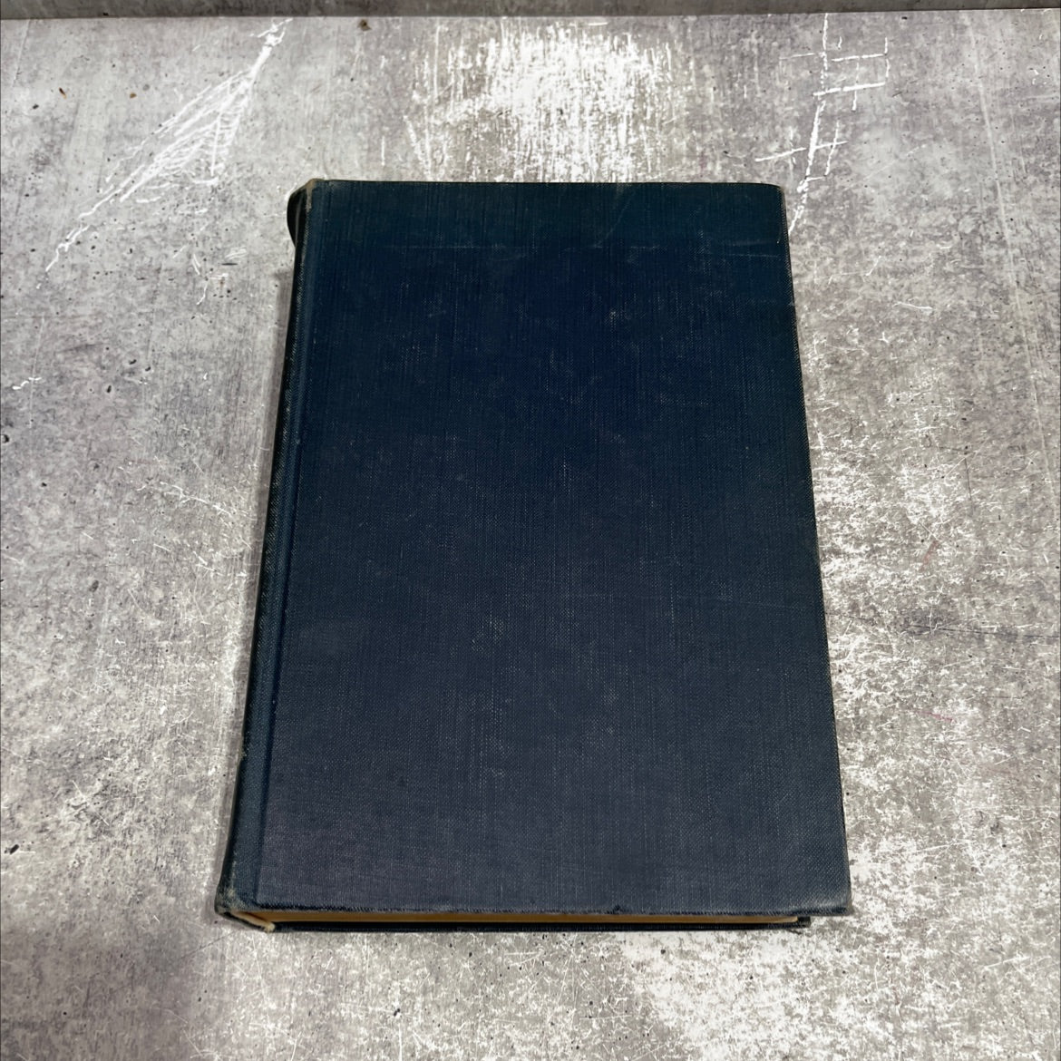 the theory of linear antennas with charts and tables for practical applications book, by ronold w. p. king, 1956 image 1