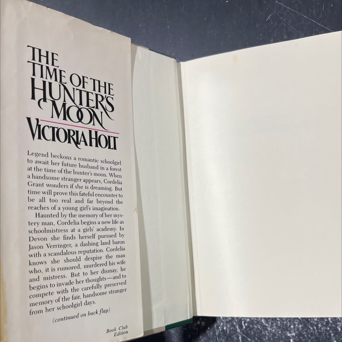 the time of the hunter's moon book, by Victoria Holt, 1983 Hardcover image 4