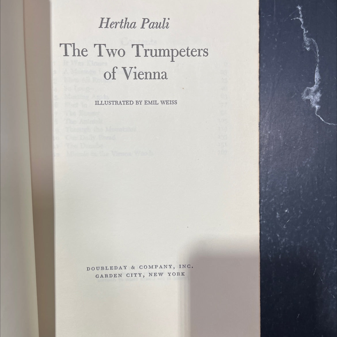 the two trumpeters of vienna book, by Hertha Pauli, 1961 Hardcover image 2