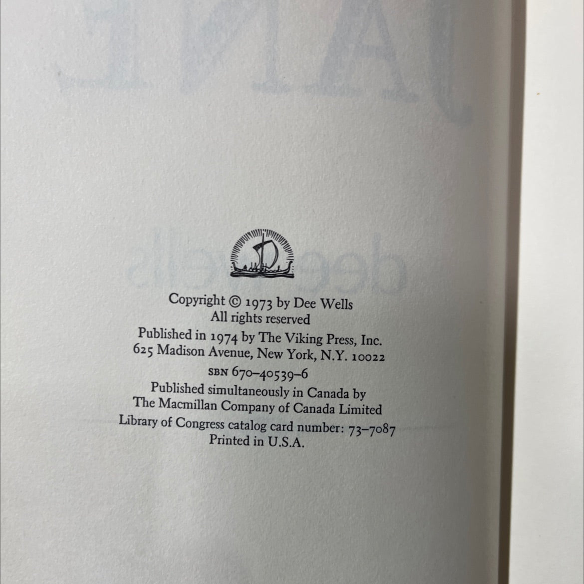 the viking press book, by dee wells, 1974 Hardcover image 3