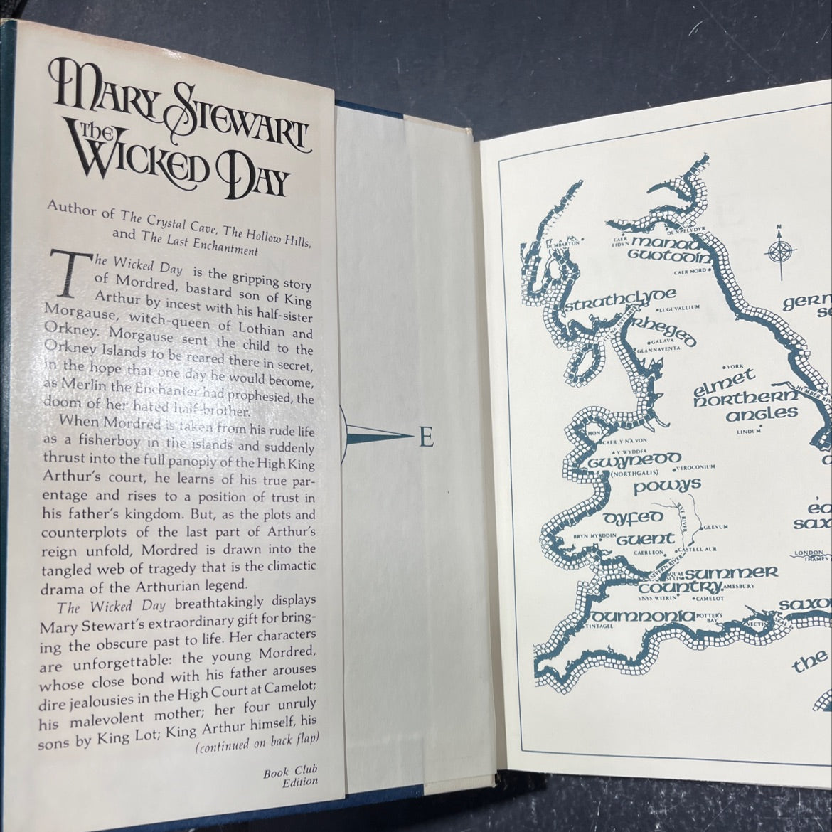 the wicked day book, by Mary Stewart, 1983 Hardcover image 4