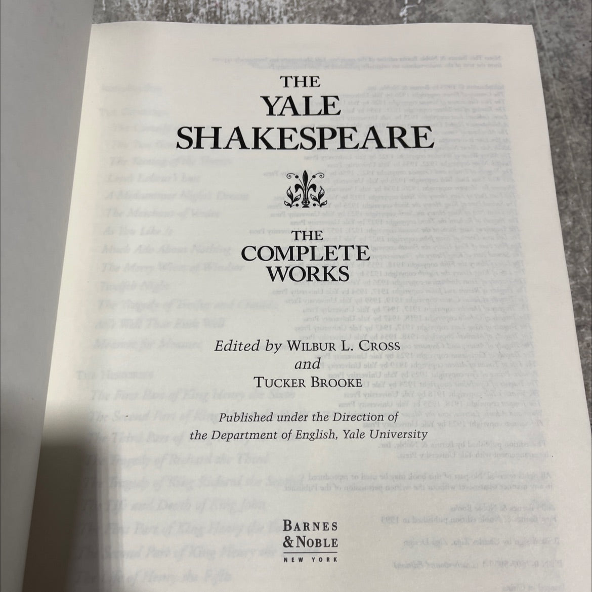 the yale shakespeare the complete works book, by wilbur l. cross, tucker brooke, 1993 Leather image 2
