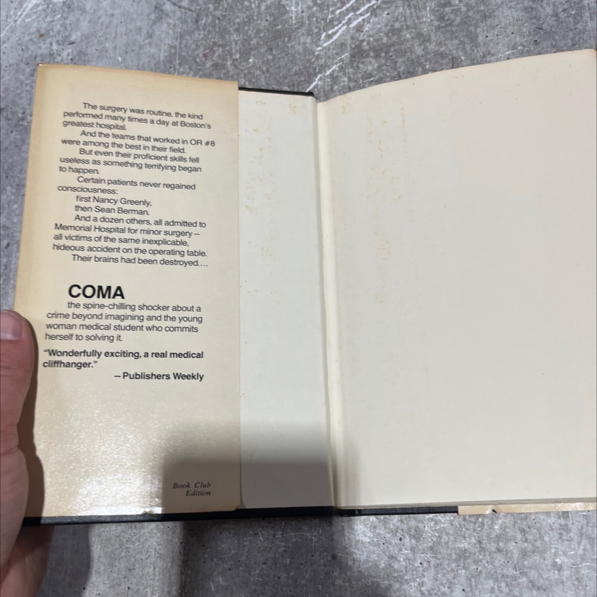 the year of the intern a coma novel book, by robin cook, m.d., 1977 Hardcover image 4