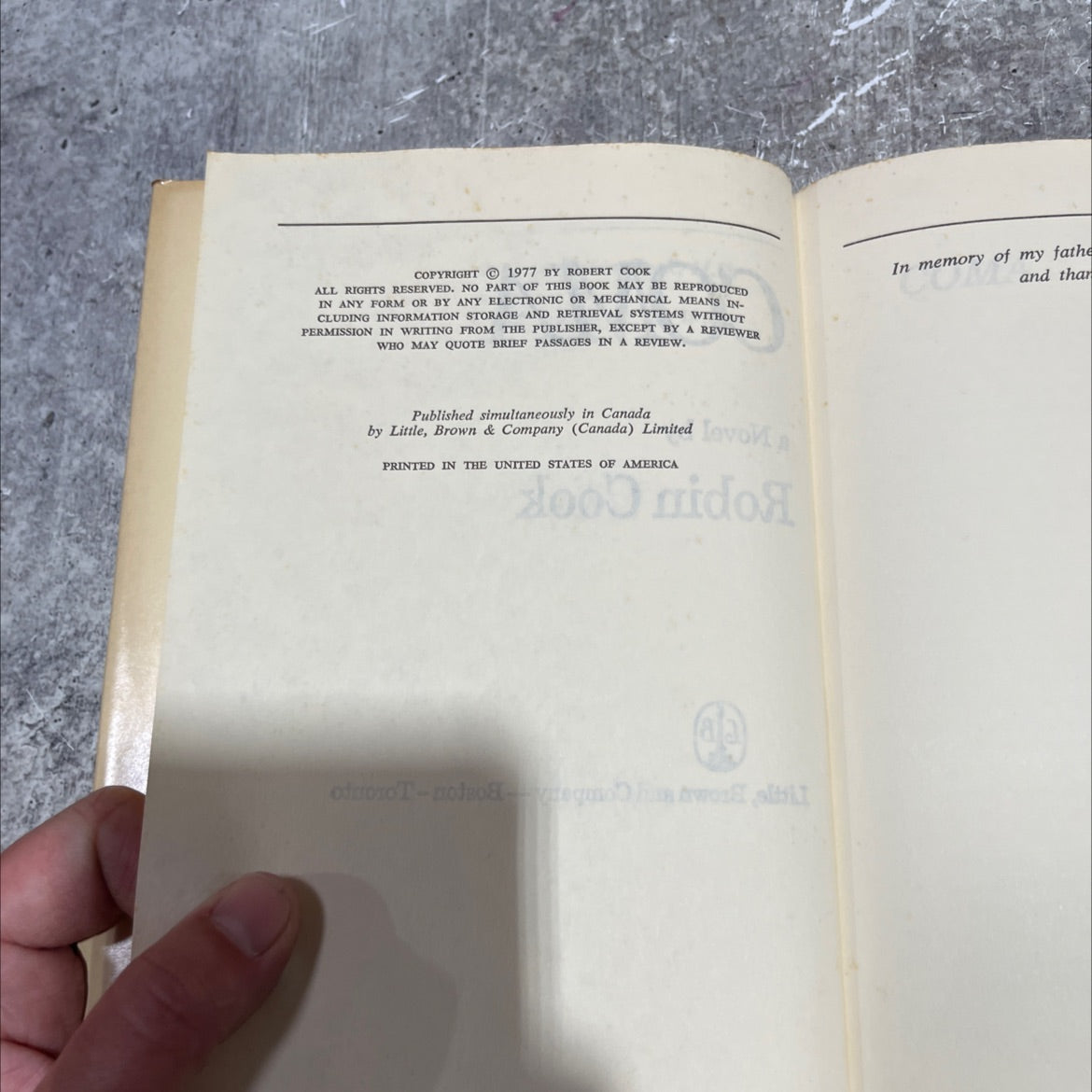 the year of the intern a coma novel book, by robin cook, m.d., 1977 Hardcover image 3
