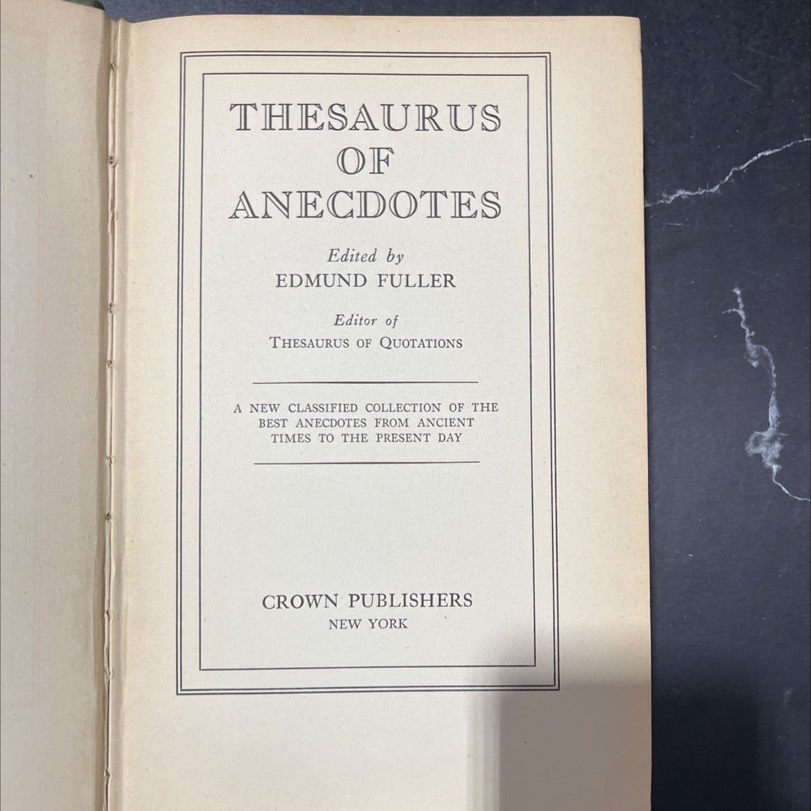thesaurus of anecdotes book, by edmund fuller, 1942 Hardcover image 2