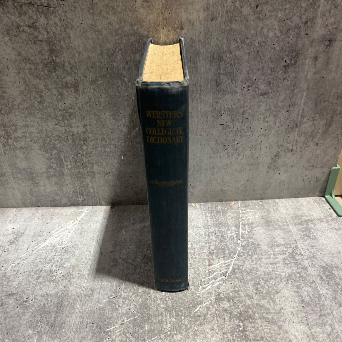 thin paper webster's new collegiate dictionary book, by g. & c. merriam co., 1953 Hardcover image 4