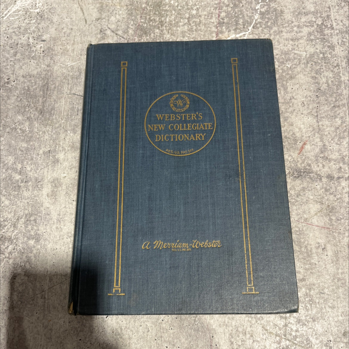 thin paper webster's new collegiate dictionary book, by g. & c. merriam co., 1953 Hardcover image 1