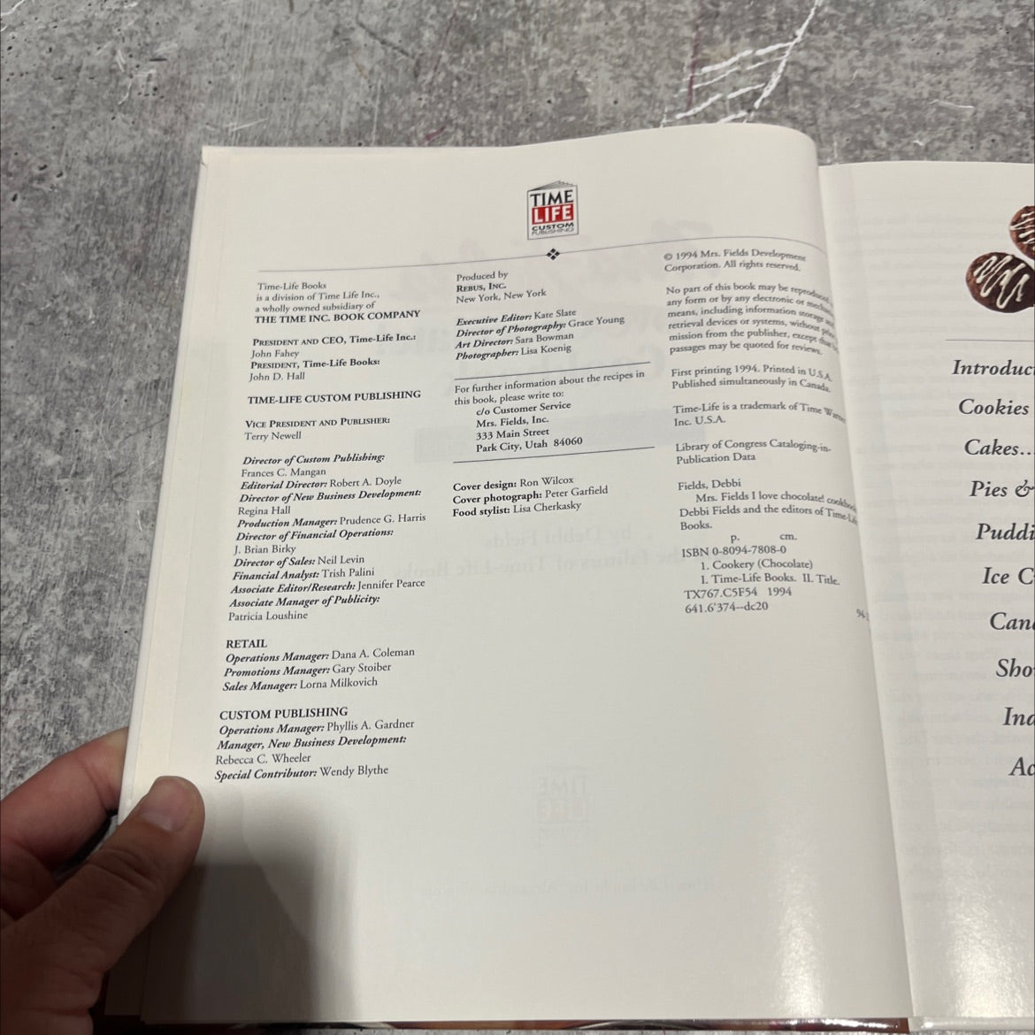 this fields i love chocolate! cookbook book, by debbi fields, 1994 Hardcover image 3