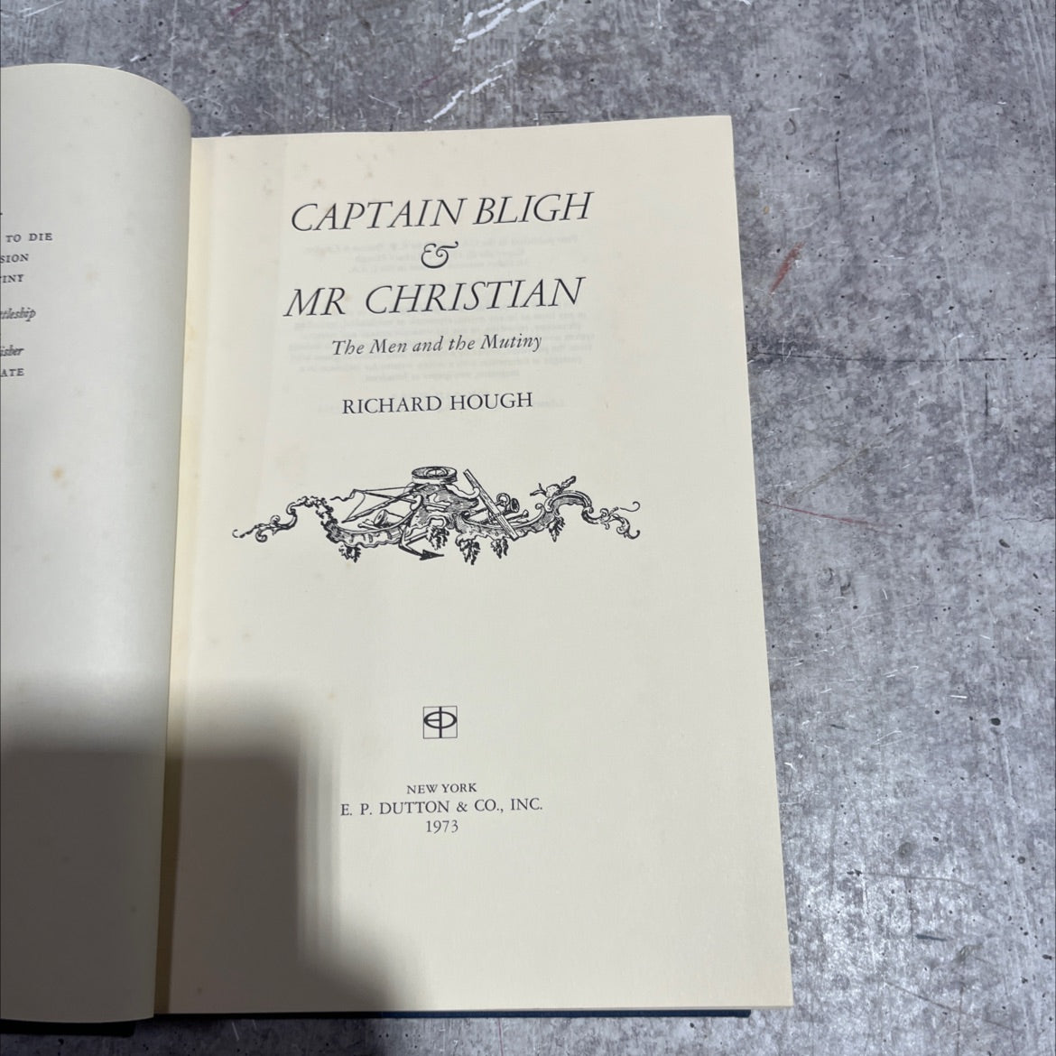 to die sion int tleship esher ate captain bligh & mr christian the men and the mutiny book, by richard hough, 1973 image 2