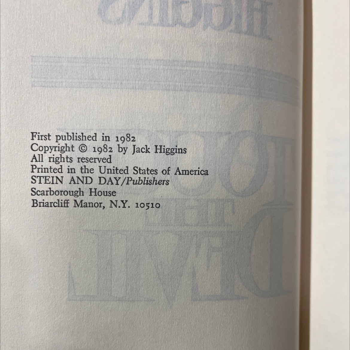 tough devil book, by jack higgins, 1982 Hardcover image 3