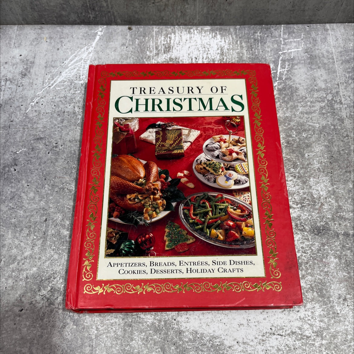 treasury of christmas book, by unknown, 1995 Hardcover image 1