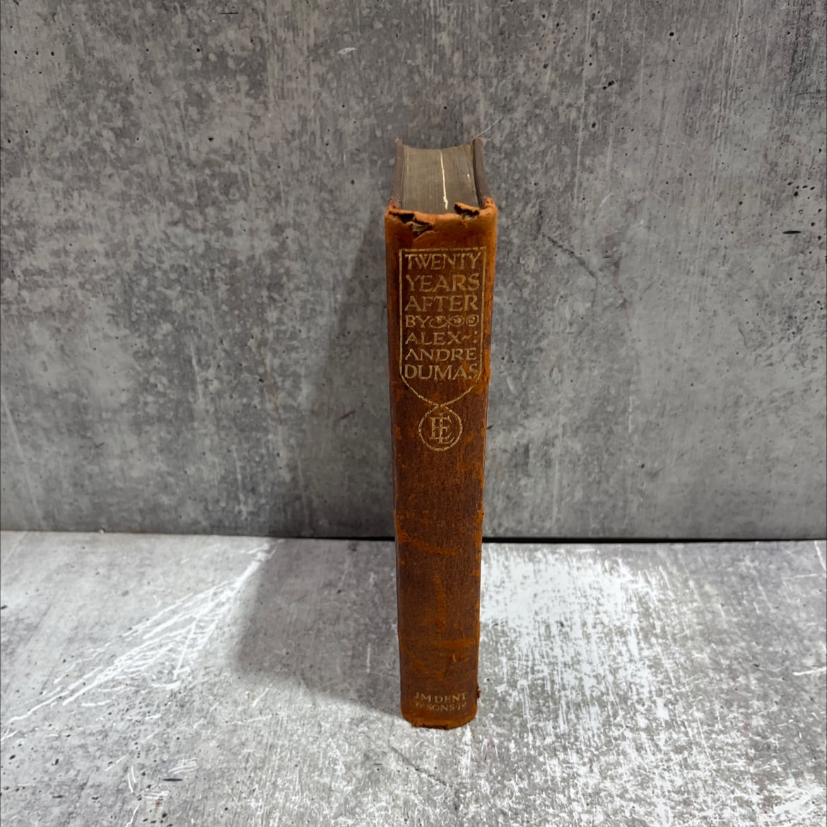 twenty years after book, by alexandre dumas, 1910 Leather image 4