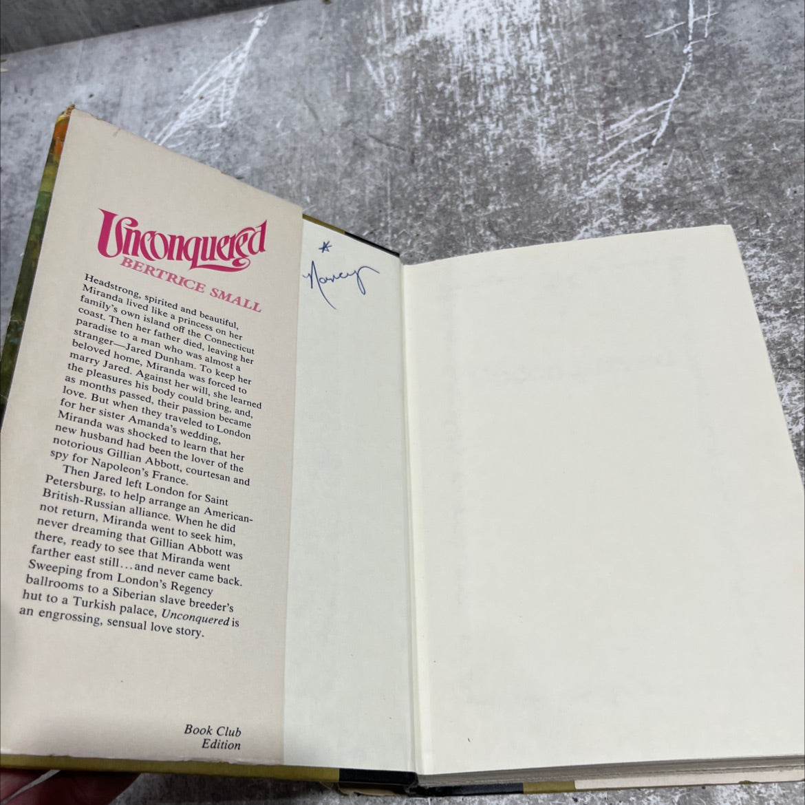 unconquered book, by bertrice small, 1982 Hardcover image 4