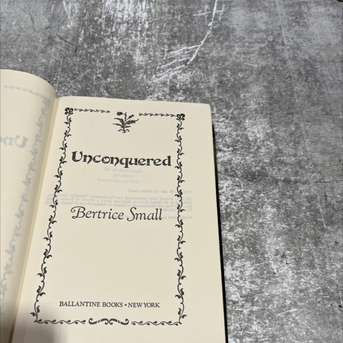 unconquered book, by bertrice small, 1982 Hardcover image 2