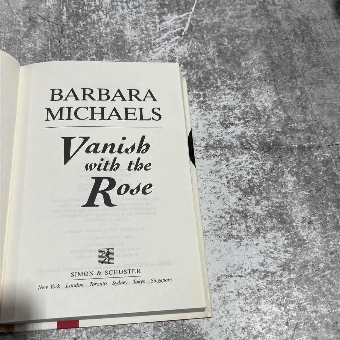 vanish book, by barbara michaels, 1992 Hardcover image 2