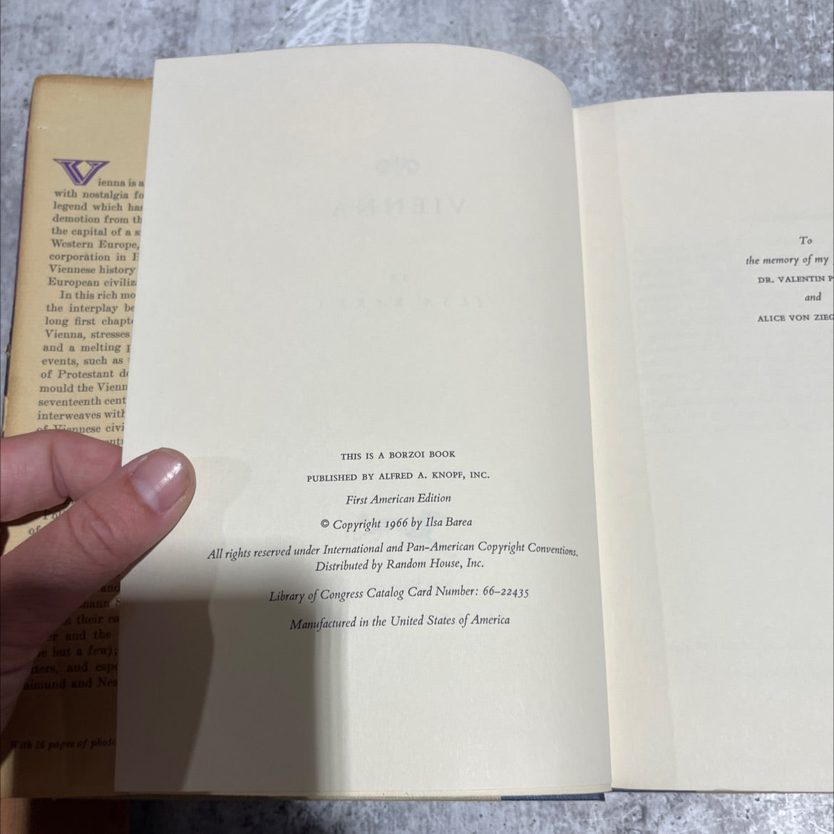 vienna book, by il sa barea, 1966 Hardcover image 3