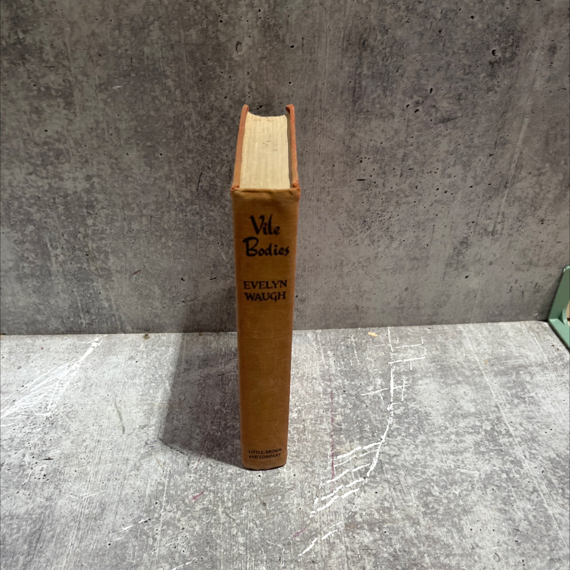vile bodies book, by evelyn waugh, 1946 Hardcover image 4