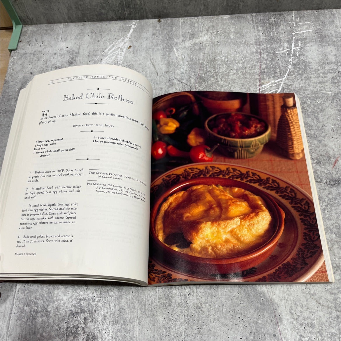 weight watchers favorite homestyle recipes book, by weight watchers international, 1994 Paperback image 4