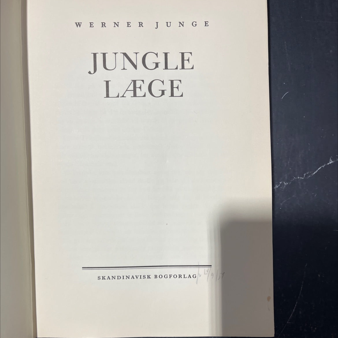 werner junge jungle doctor book, by anders christensen, 1970 Leather image 2