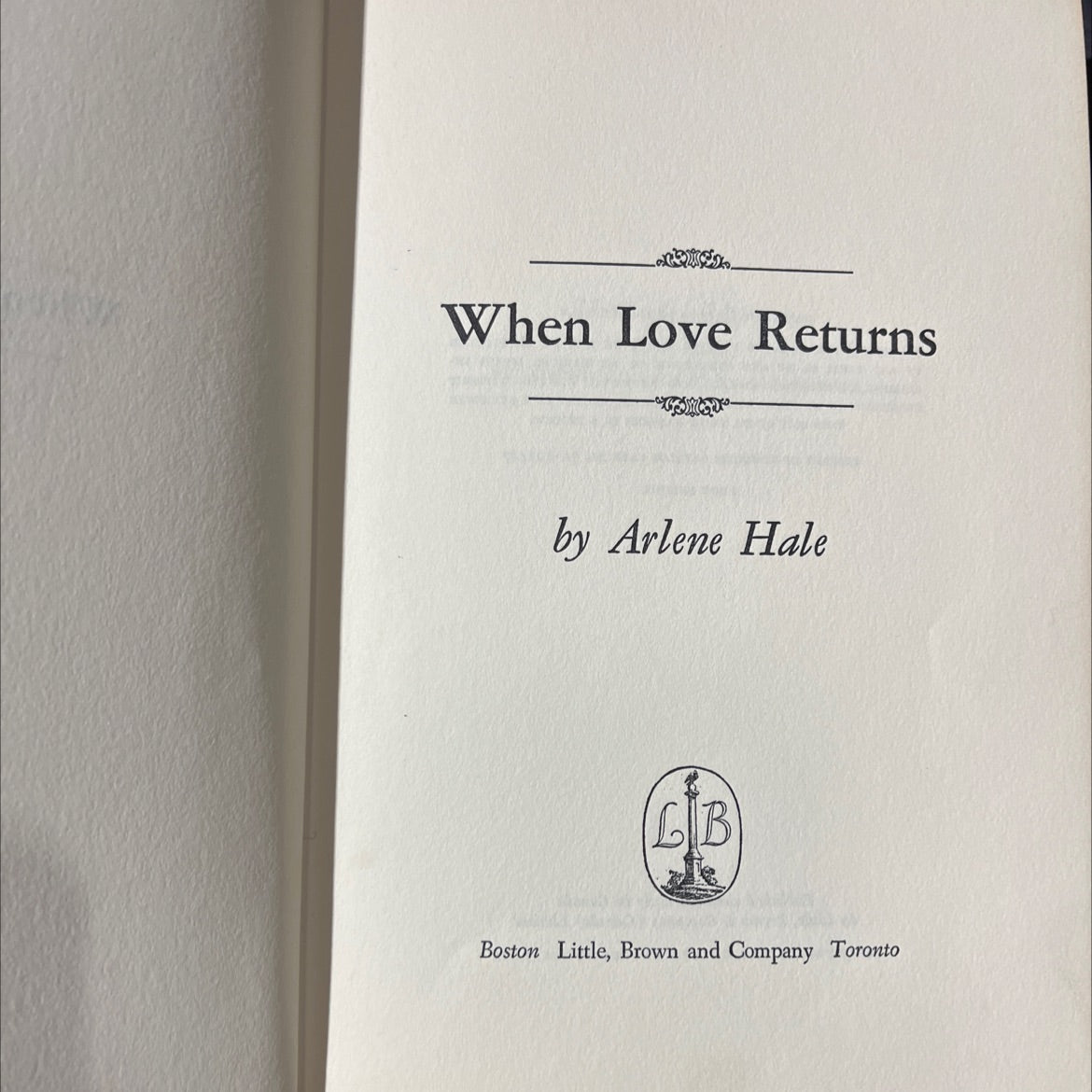 when love returns book, by arlene hale, 1970 Hardcover image 2
