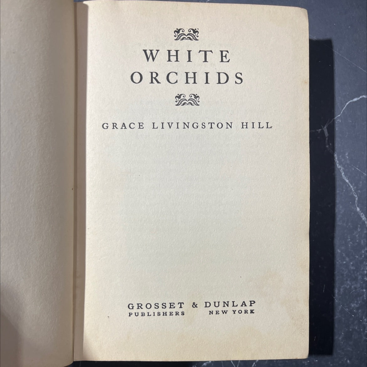 white orchids book, by grace livingston hill, 1935 Hardcover image 2
