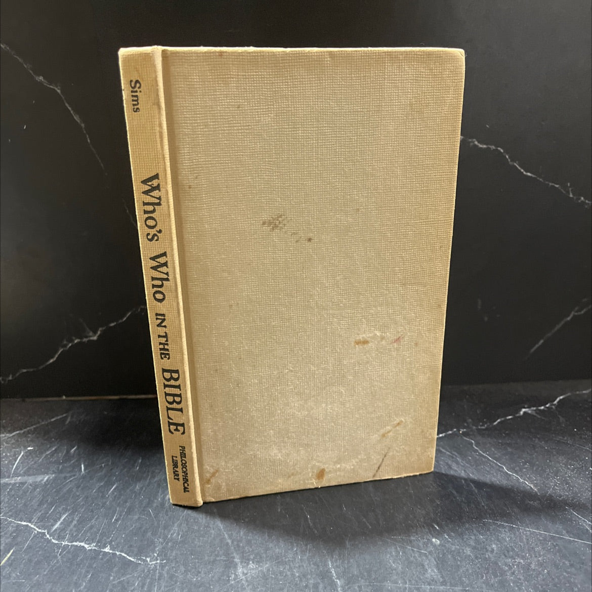 who's who in the bible an a b c cross reference of names of people in the bible book, by Edmae Messer, 1960 Hardcover image 1