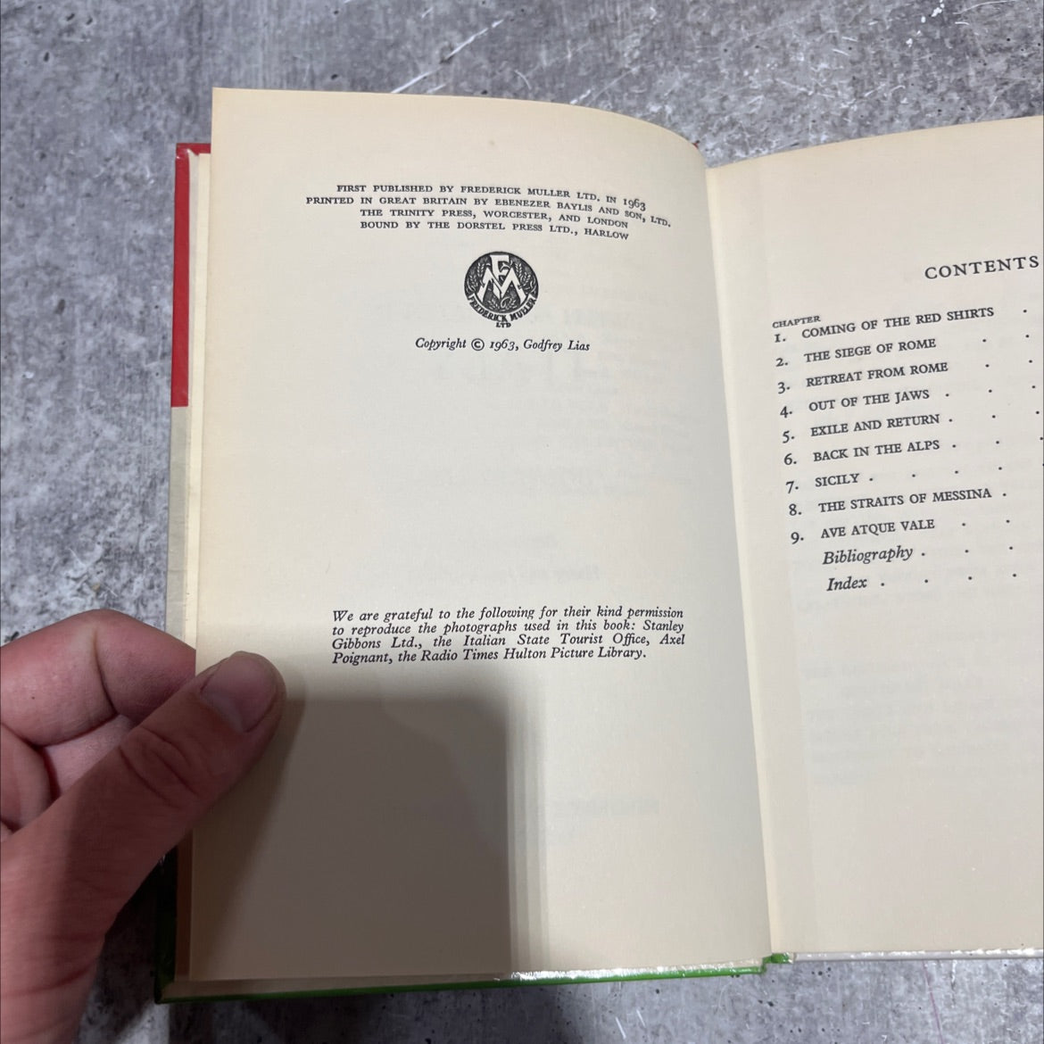 with garibaldi in italy book, by godfrey lias, 1963 Hardcover image 3