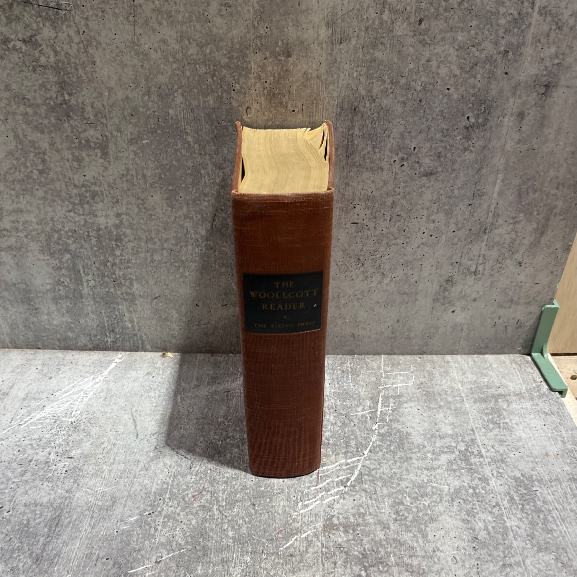woollcott reader book, by alexander woollcott, 1935 Hardcover image 4