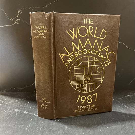 world almanac and book of facts 1987 book, by Mark S. Hoffman, 1987 Leather image 1