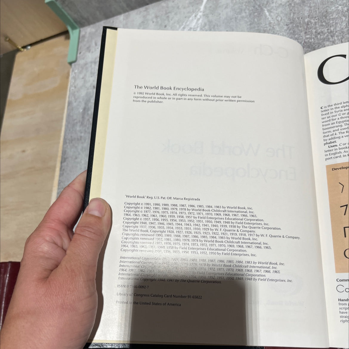 world book encyclopedia volume 3 book, by unknown, 1992 Hardcover image 3