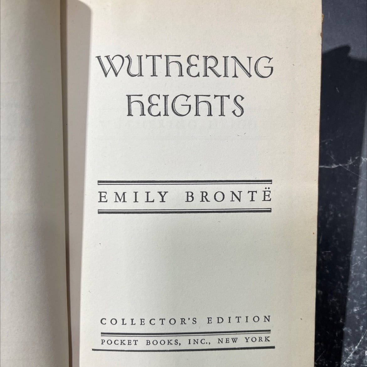 wuthering heights book, by emily brontë, unknown Hardcover image 2