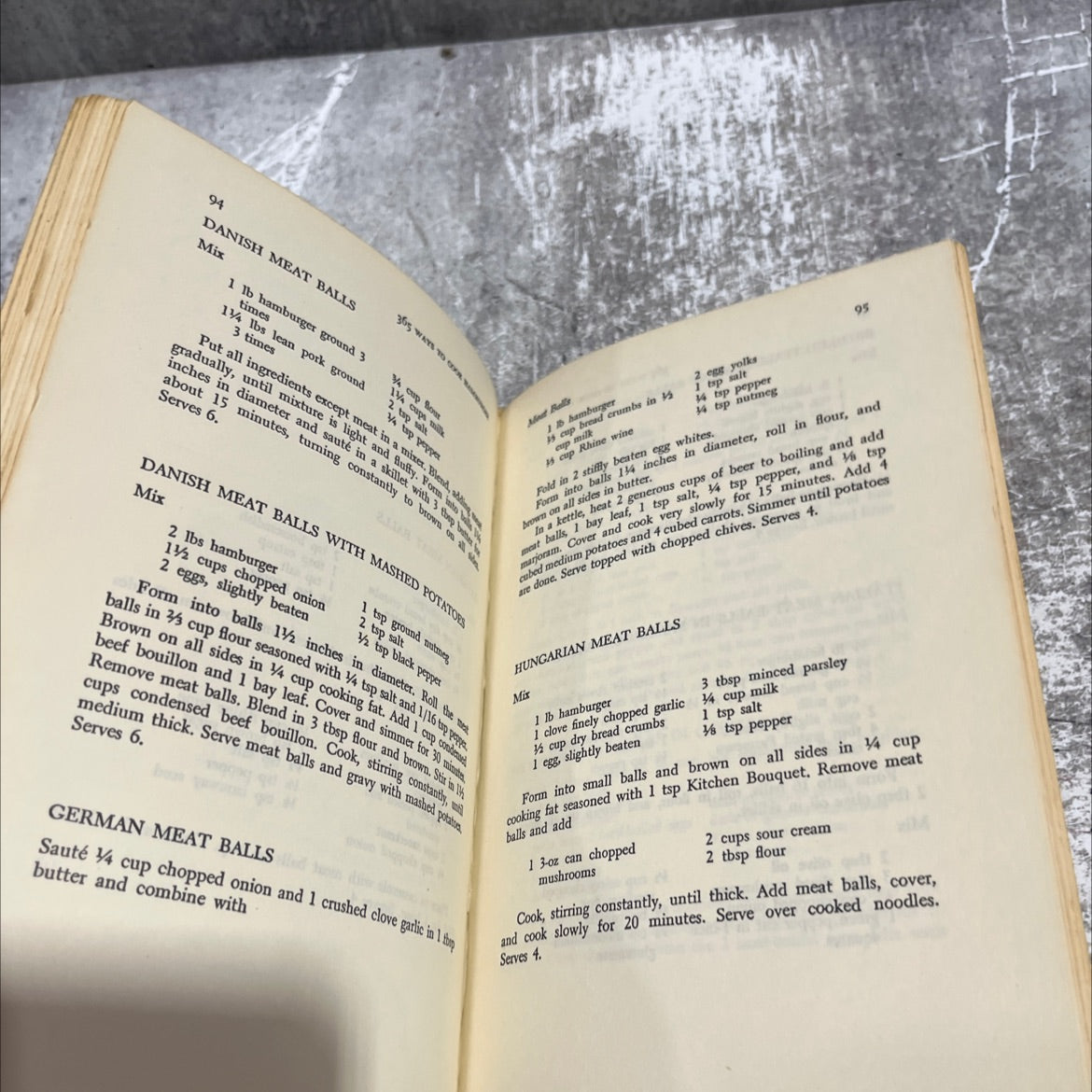 yaw 365 ways to cook hamburger book, by Doyne Nickerson, 1960 Hardcover image 4