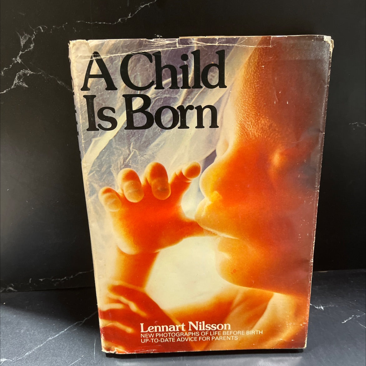 a child is born book, by lennart nilsson, mirjam furuhjelm, axel ingelman-sundberg, claes wirsén, 1976 Hardcover image 1